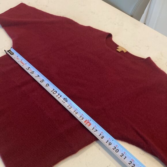 Vintage Katherine Kelly 100% cashmere Burgundy Red Short Dolman Sleeve Sweater M - Picture 5 of 7